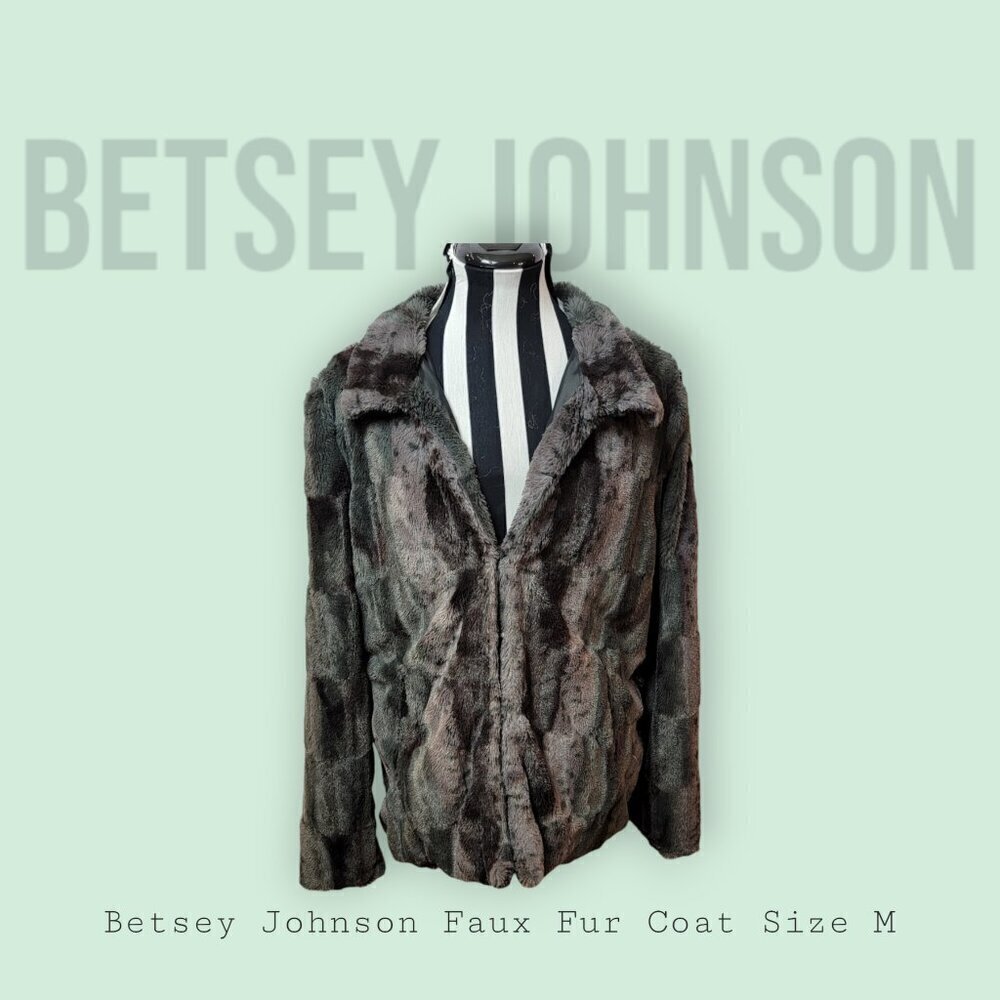 Betsey Johnson Faux Fur Coat - Size M - Soft and Fun